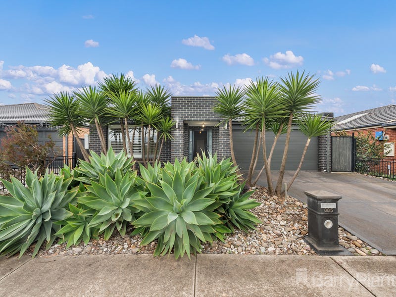 885 Leakes Road, Tarneit, Vic 3029 Property Details