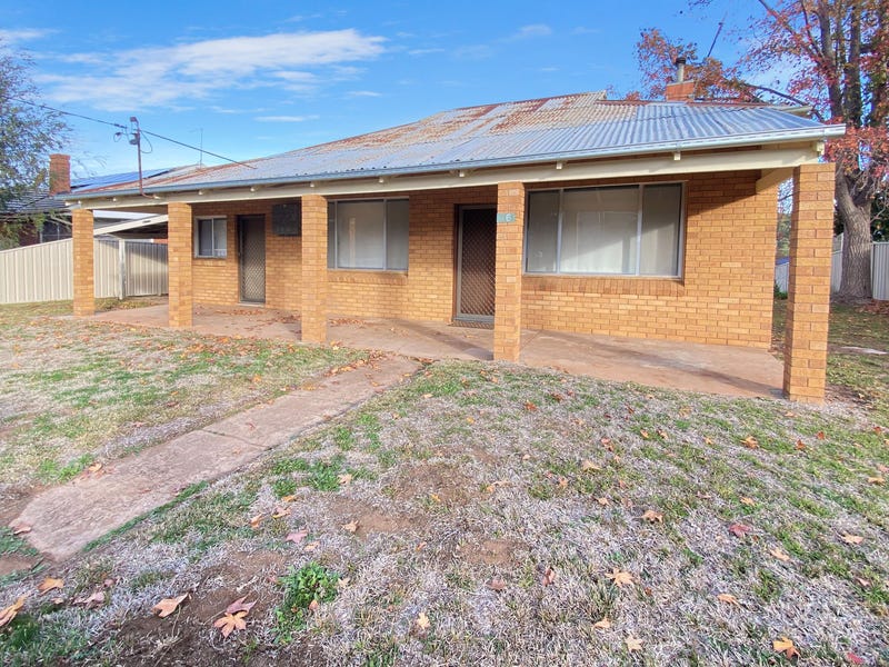 76 Twynam Street, Narrandera, NSW 2700 House for Rent