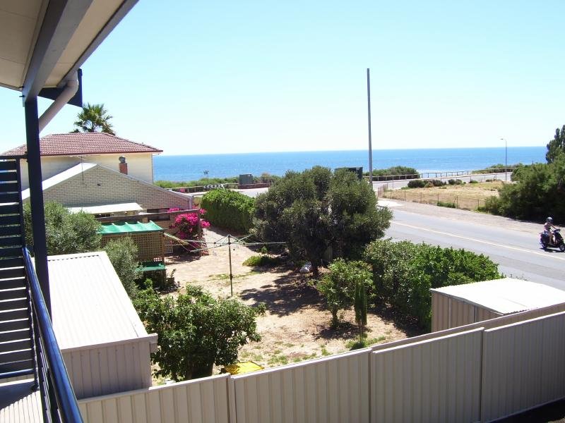 4/6 Aldinga Beach Road, Aldinga, SA 5173 Property Details