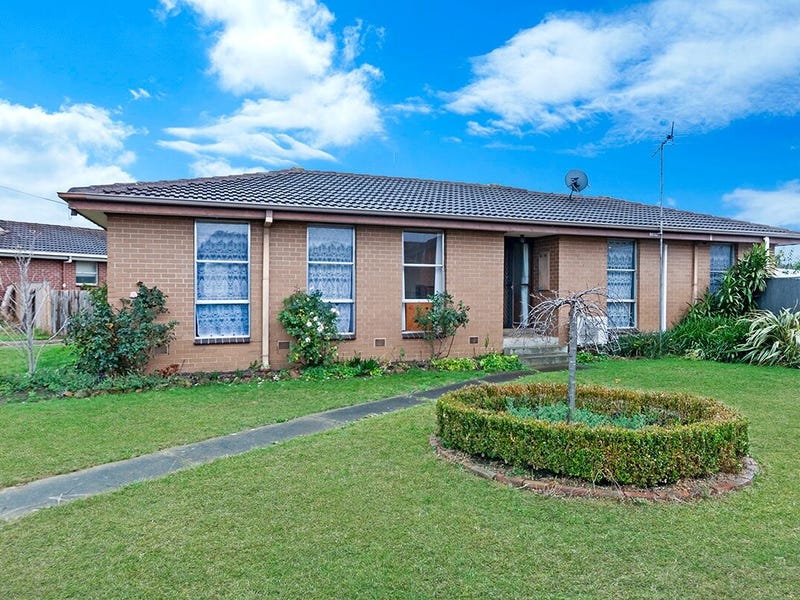 12 QUIGLEY STREET, Hamilton, Vic 3300 Property Details