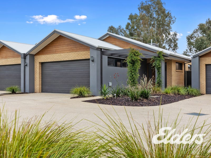 2/22 Silverwoods Boulevard, Yarrawonga, Vic 3730 Property Details