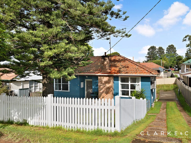 8 & 8A Neville Street, Rutherford, NSW 2320