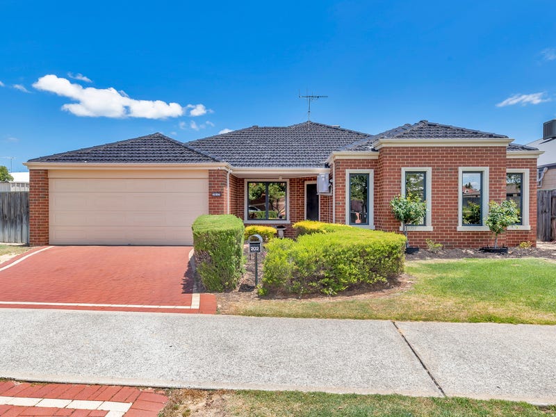 202 Peelwood Parade, Halls Head, WA 6210 - realestate.com.au