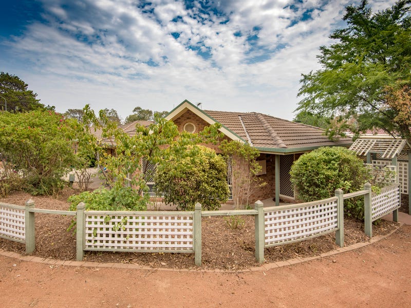 7 Watchorn Close, Holt, ACT 2615 Property Details 7 Watchorn Close, Holt, ACT 2615 Property Details