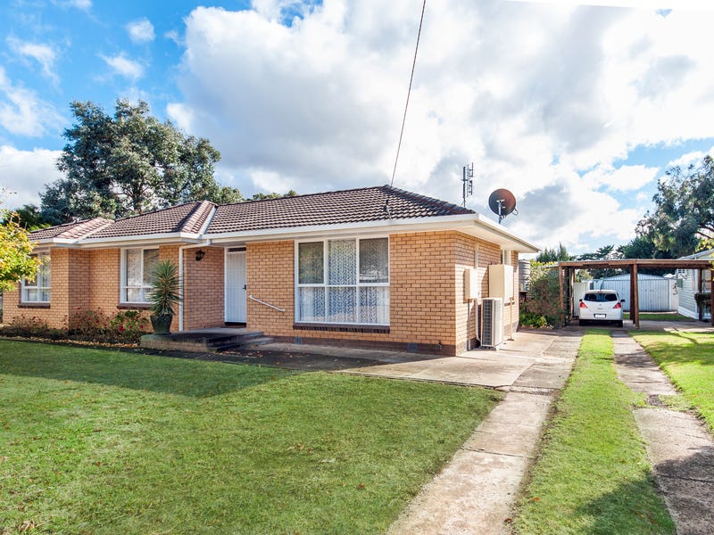 26 STATION STREET, Glenthompson, Vic 3293 Property Details