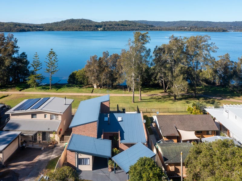 142 Broadwater Drive, Saratoga, NSW 2251 Property Details