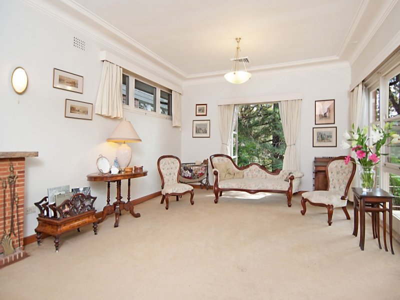 19 Chorley Avenue, Cheltenham, NSW 2119 Property Details