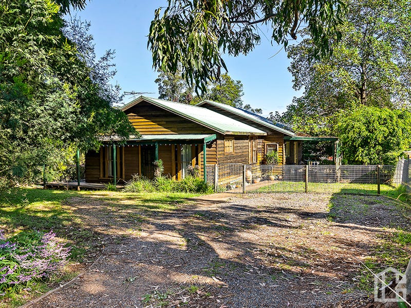 1 Brook Road, Glenbrook, NSW 2773
