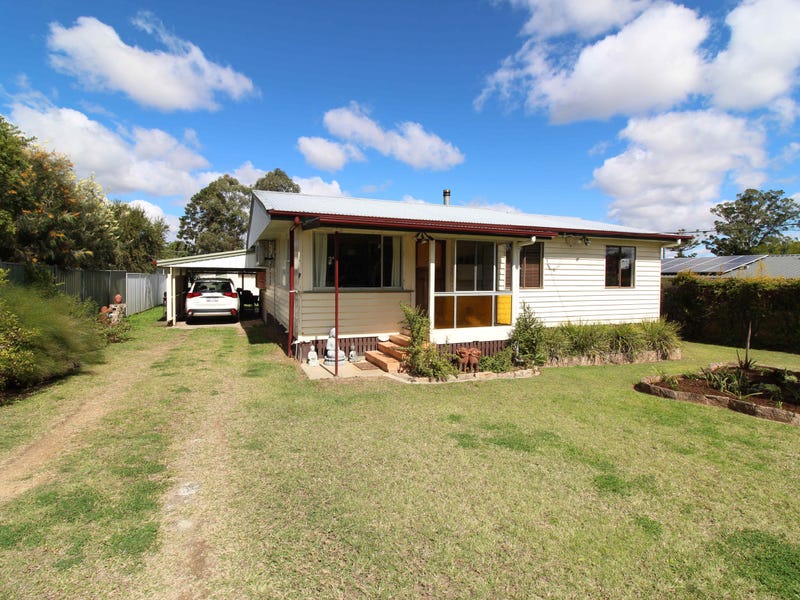 33 South Street, Crows Nest, Qld 4355 House for Sale