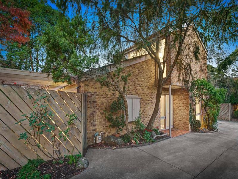 1/48 Warburton Road, Canterbury, Vic 3126 Property Details