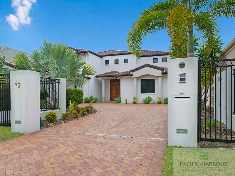 43 Seaside Drive, Banksia Beach, Qld 4507