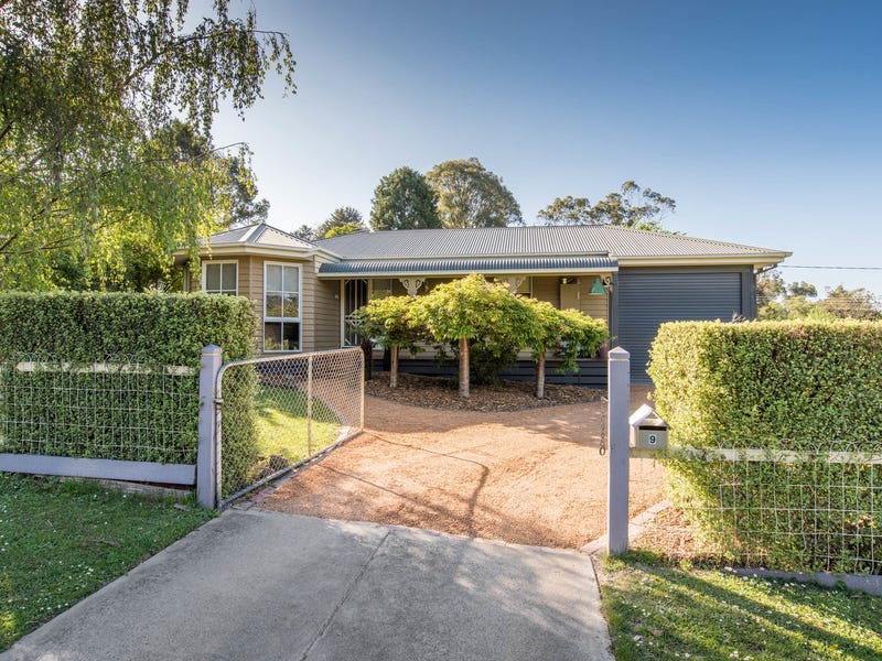 9 Rangeview Road, Mount Evelyn, VIC 3796