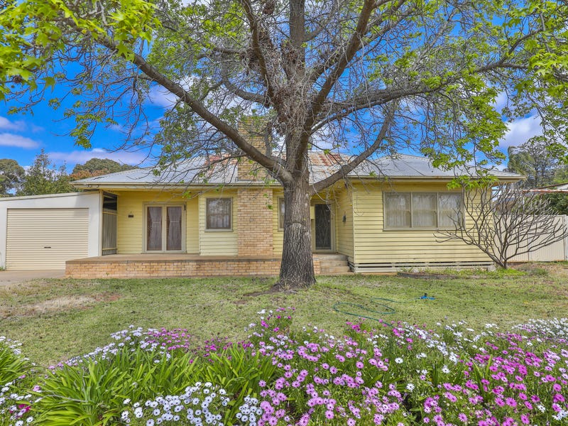 28 Burtundy Street, Dareton, NSW 2717