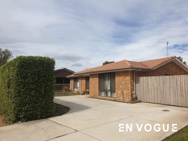 73 Ellerston Avenue, Isabella Plains, ACT 2905