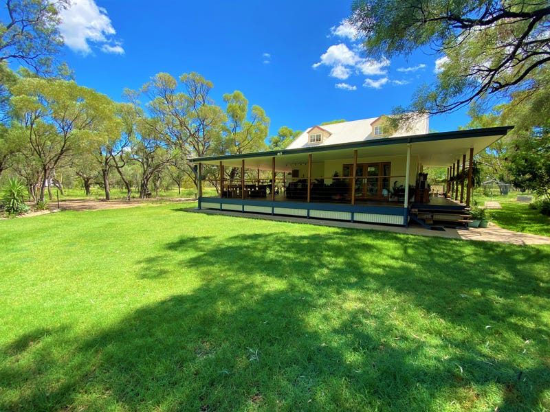 89 Sandalwood Drive, Barcaldine, Qld 4725 Property Details