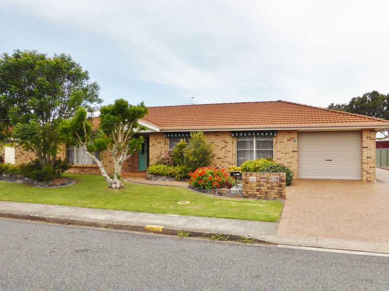 1/8 Cross Street, Forster, NSW 2428