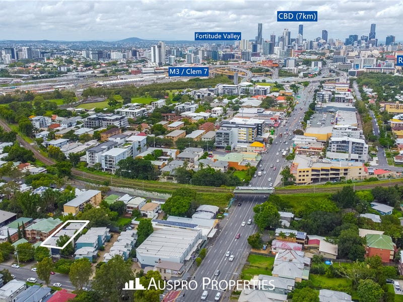 Townhouses for Sale in Windsor, QLD 4030