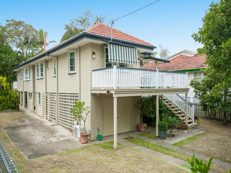 24 Wallace Street, Moorooka, Qld 4105 Property Details