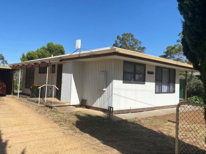 5A Aitken Avenue, Donald, Vic 3480 House for Rent