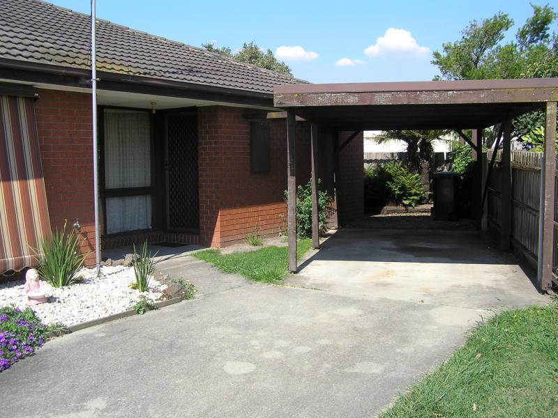 3/36 Ollerton Avenue, Newborough, VIC 3825