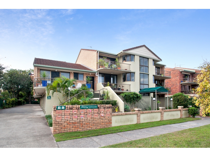 8/3335 Whiting Street, Labrador, QLD 4215