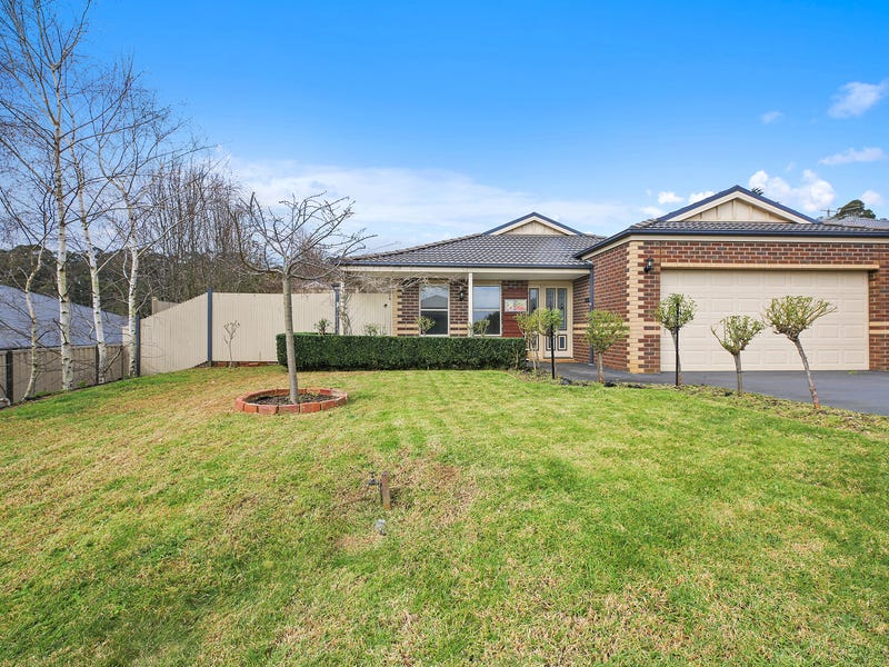 8 Mineral Court, Drouin, Vic 3818 House for Sale