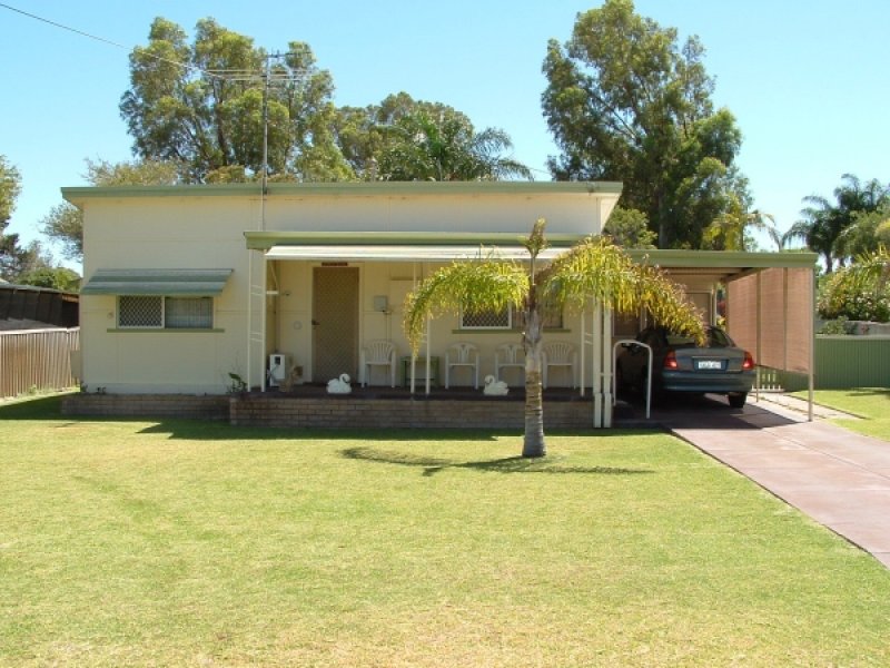 18 Nesbit Road, Greenfields, WA 6210 Property Details