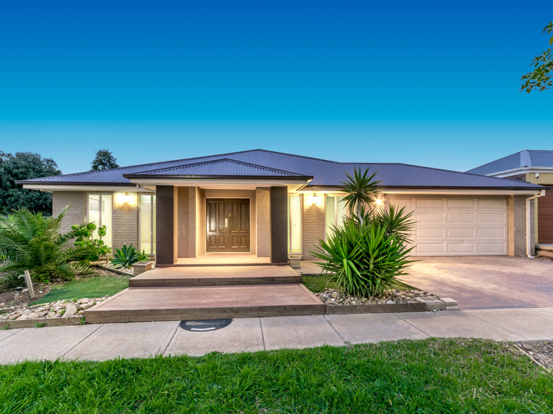 7 Carisbrook Circuit, Truganina, Vic 3029 Property Details