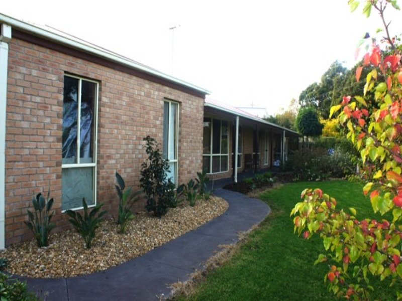 1 Petty Road, Bunyip, Vic 3815 Property Details