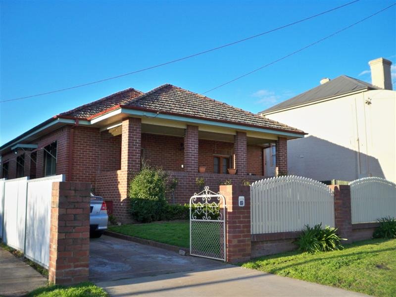 12 Liverpool Street, Cowra, NSW 2794