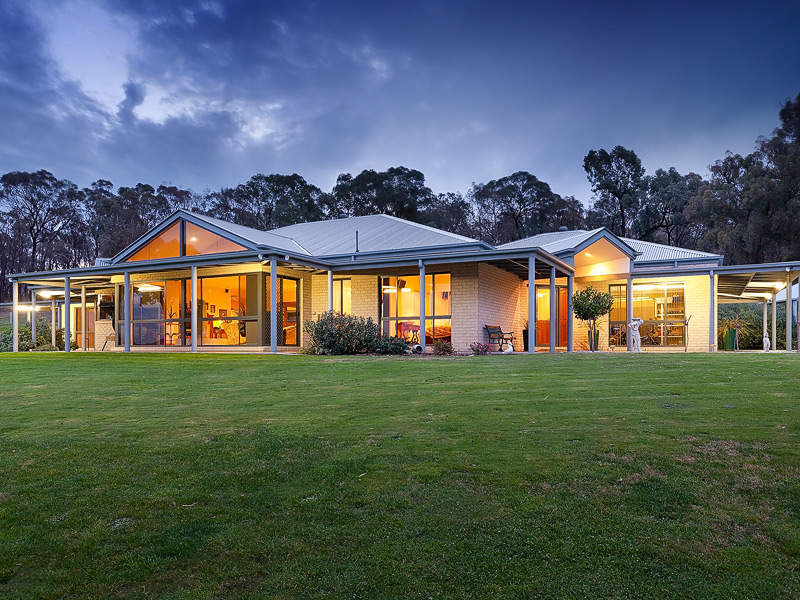 Property 105890926, Chiltern, Vic 3683 Property Details