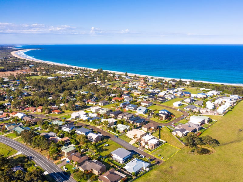 34 Seaview Street, Diamond Beach, NSW 2430