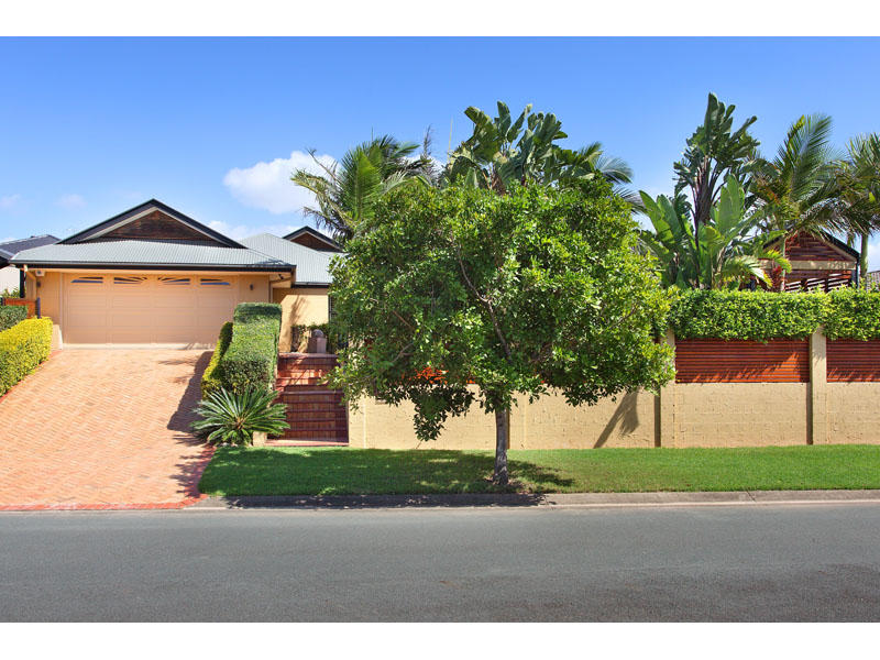 15 Kenilworth Place, Carindale, QLD 4152