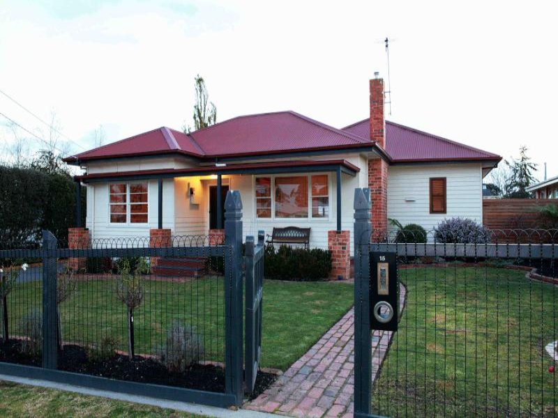 15 PALMERSTON Street, Sale, Vic 3850 Property Details