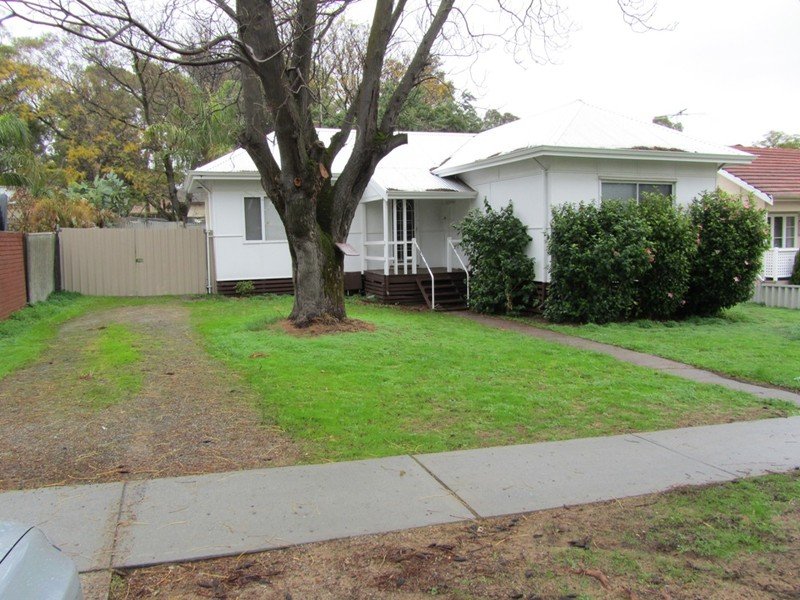 5 Atkinson Road, Medina, WA 6167