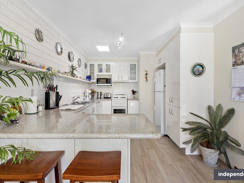 3/2 Marr Street, Pearce, ACT 2607 Property Details