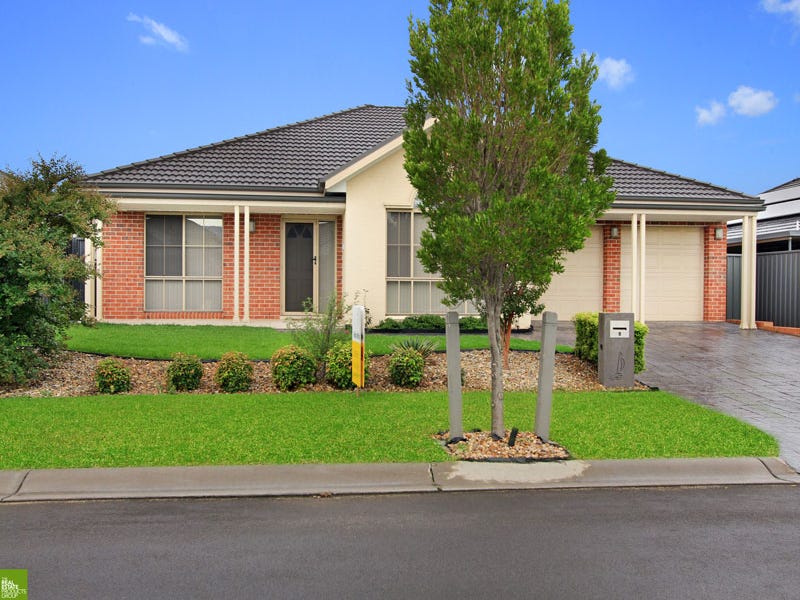 9 Shoreline Avenue, Haywards Bay, NSW 2530