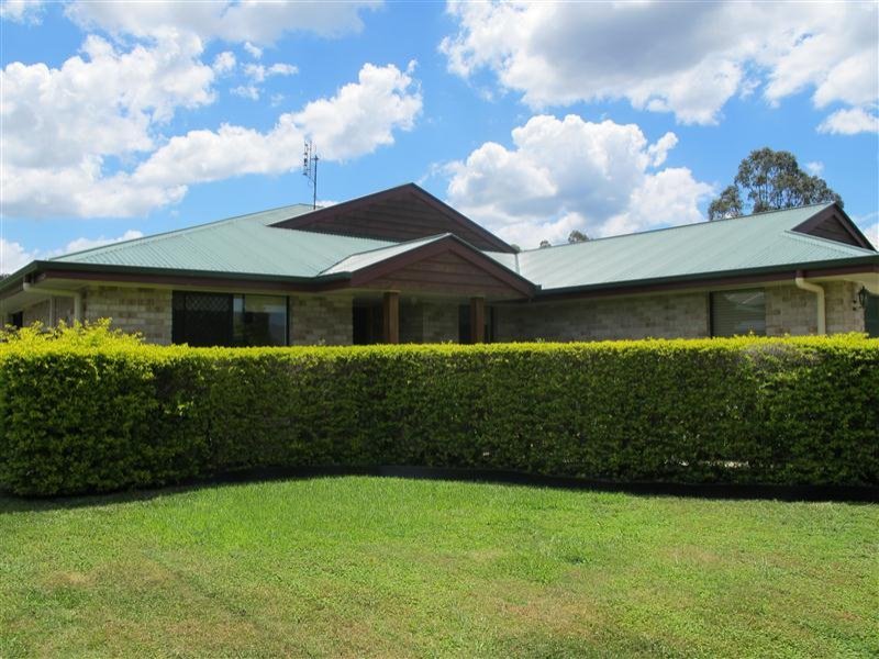 5 Rungert Court, Mooloolah Valley, QLD 4553