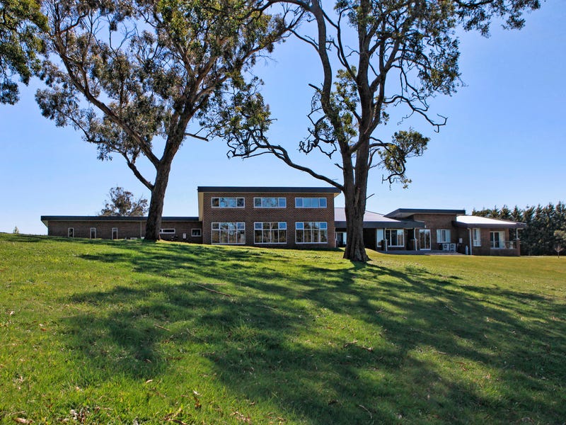 917 Bacchus Marsh Road, Bullengarook, Vic 3437 Property Details