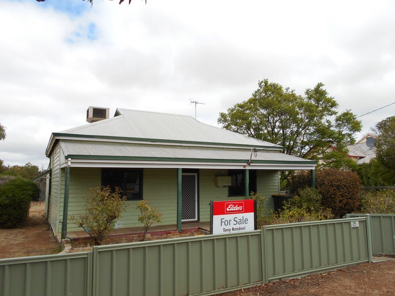 25 Harvey Street, Dumbleyung, WA 6350