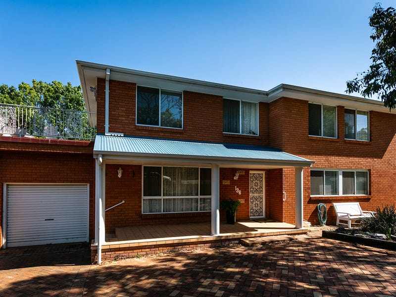 136 Coronation Drive, Orange, NSW 2800