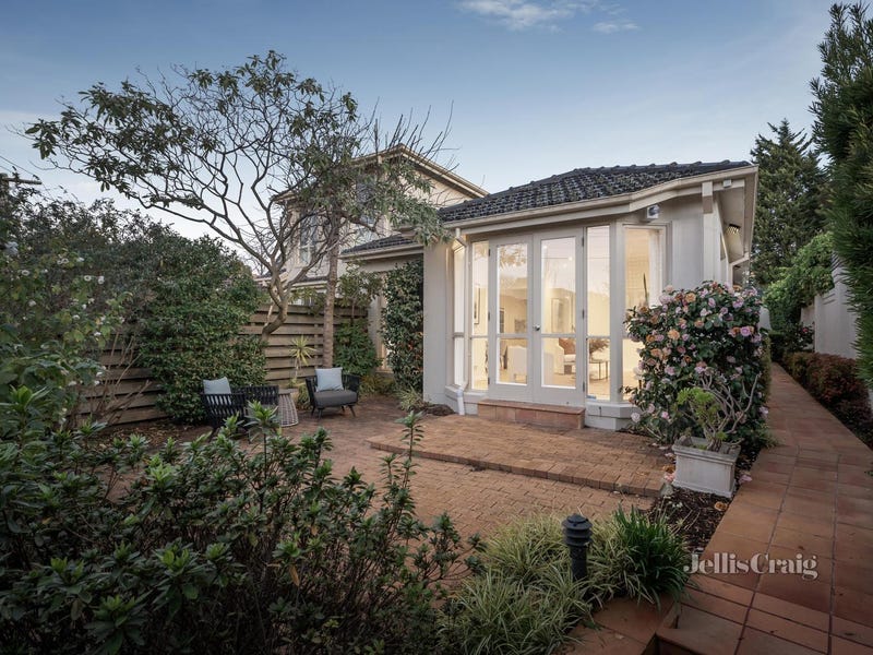 1/12 Lambert Road, Toorak, Vic 3142 House for Sale