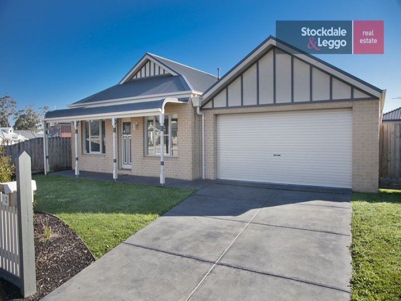 92 Cook Street, Drouin, VIC 3818