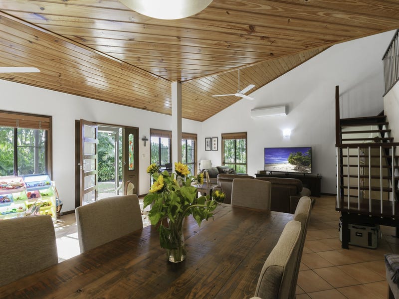 9 Coral Sea Drive, Mossman, Qld 4873 Property Details