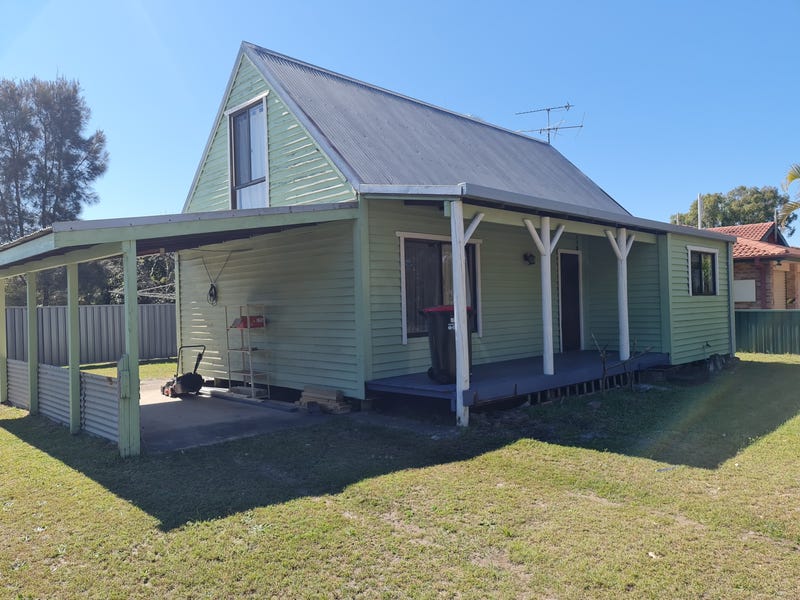 16 Walter Conn Road, Stuarts Point, NSW 2441