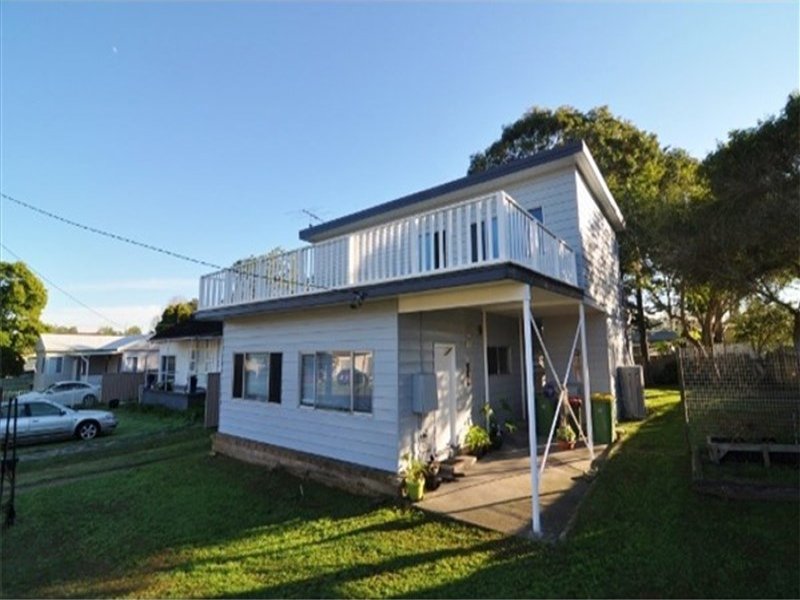 81 Diamond Head Drive, Budgewoi, NSW 2262