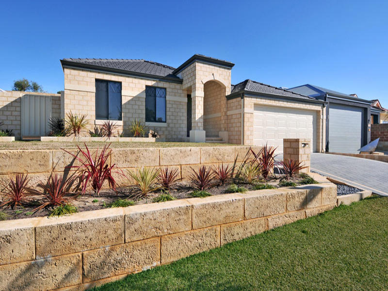 7 Bottlebrush Lane, Port Bouvard, Wannanup, WA 6210 Property Details