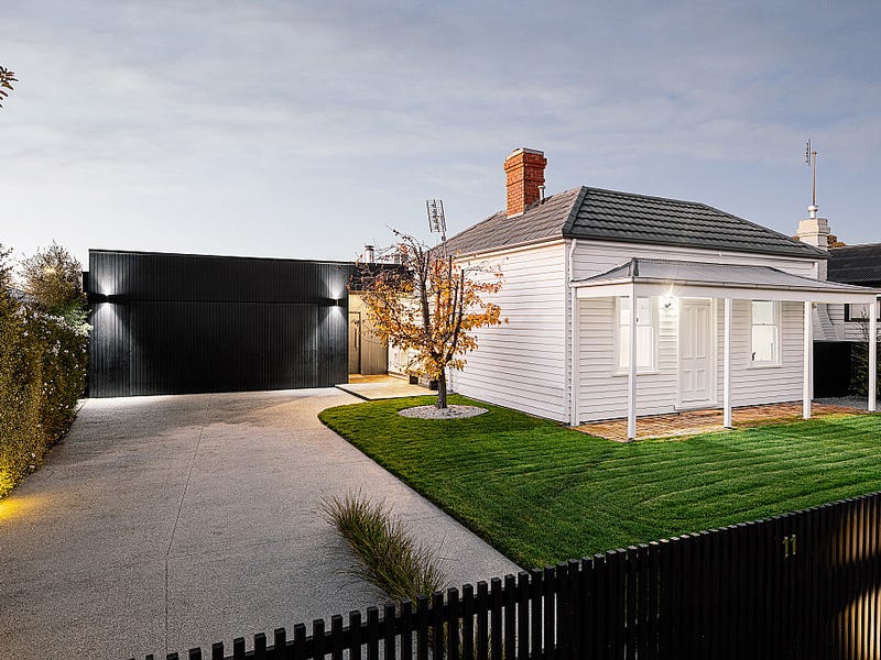 11 Bowen Street, VIC 3444