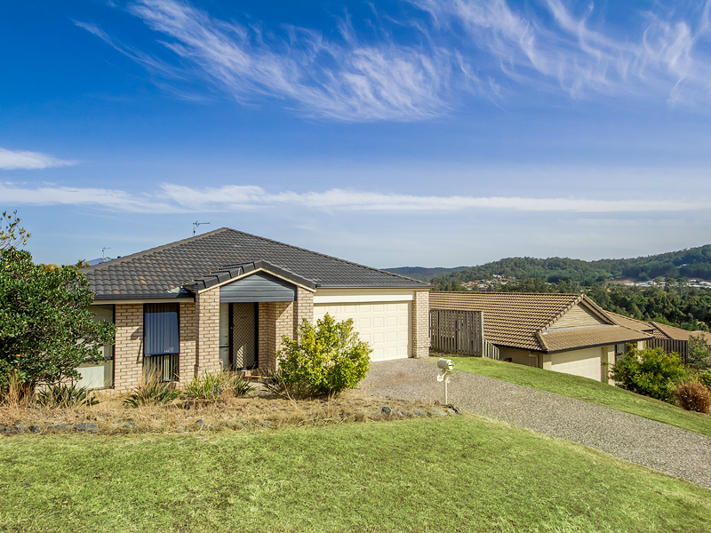 17 Lister Street, Oxenford, QLD 4210