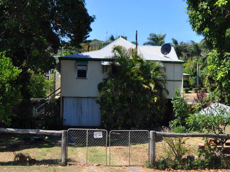 4 Adelaide Park Road, Yeppoon, Qld 4703 Property Details
